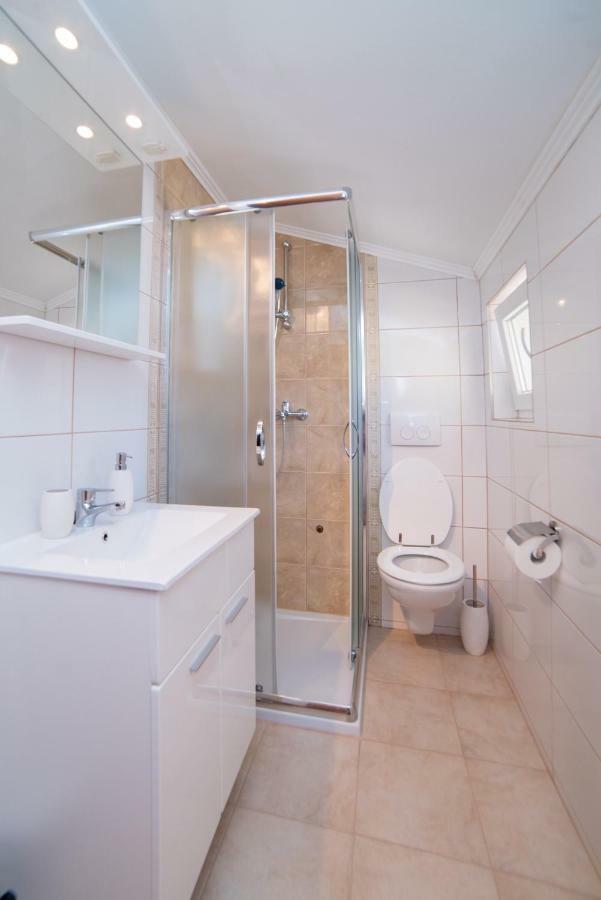 Captain'S Apartment Barbat na Rabu Esterno foto